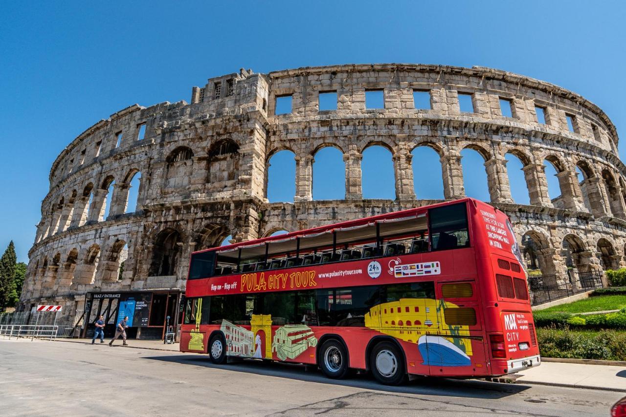 Villa Twins Markovic Pula Exterior foto