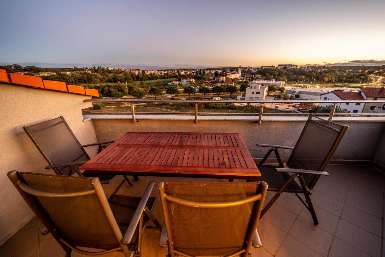 Villa Twins Markovic Pula Exterior foto